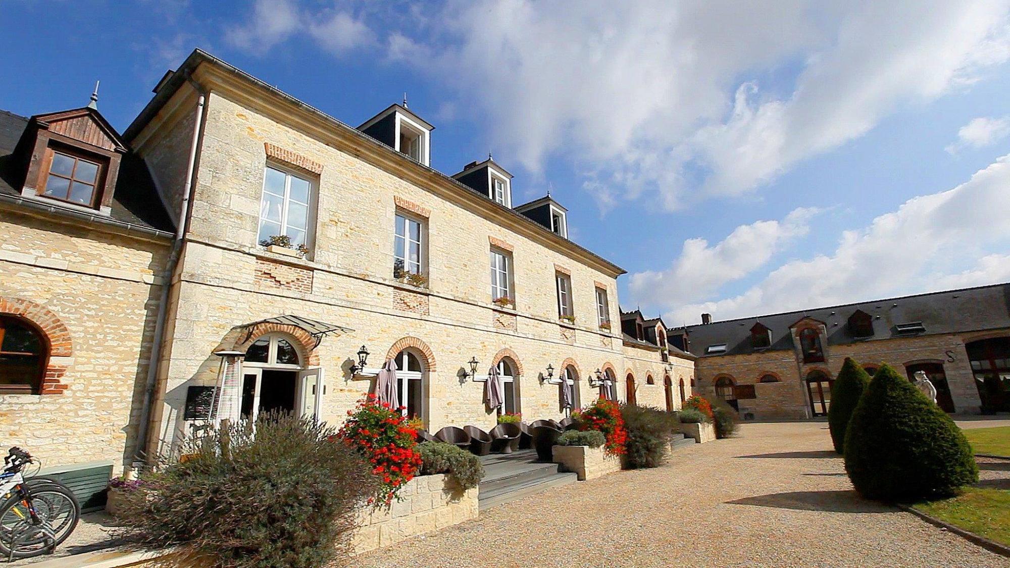 Domaine De Barive Hotel Sainte-Preuve Exterior photo